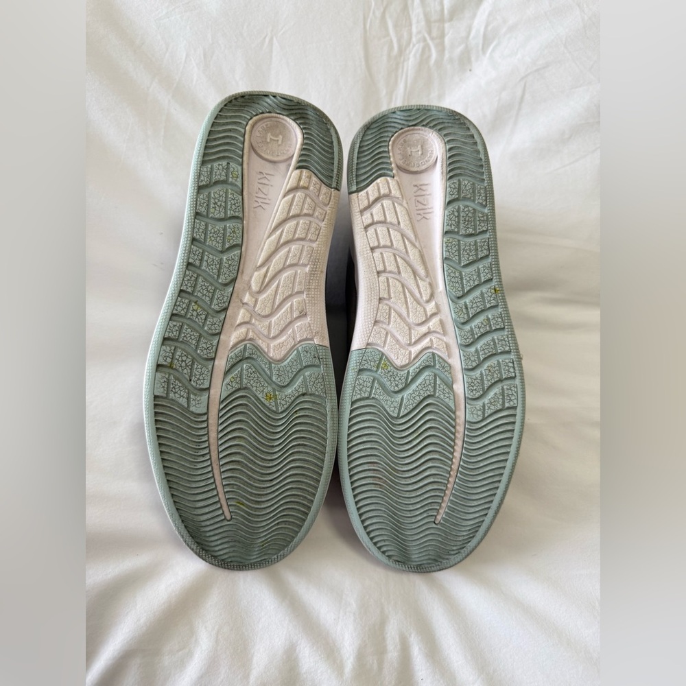 KIZIK | Women’s SZ 10.5 | Gray Sydney Sneakers | HARBOR MIST Comfort - Picture 9 of 11